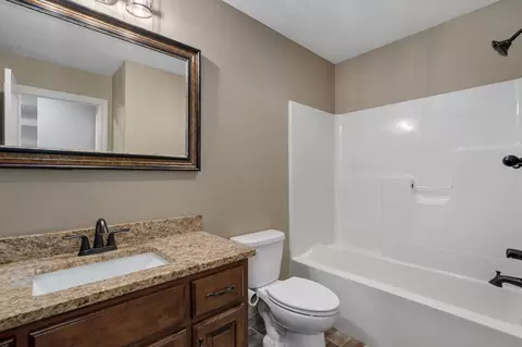 Bath - 324 E Lombardy Dr, Republic, MO 65738 photo 3 of 3