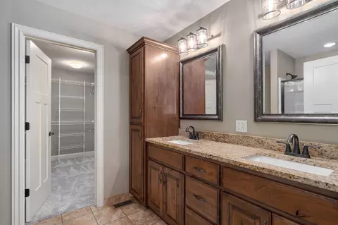Bath - 324 E Lombardy Dr, Republic, MO 65738 photo 1 of 3
