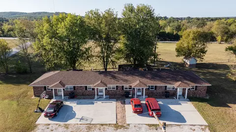 241 N Northview Cir, Fair Grove, MO 65648