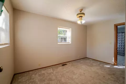 Bedroom - 39 W Springfield St, Aurora, MO 65605 photo 1 of 8