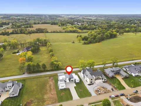 View/Area - 4010 E Dunrobin Dr, Springfield, MO 65809 photo 2 of 8