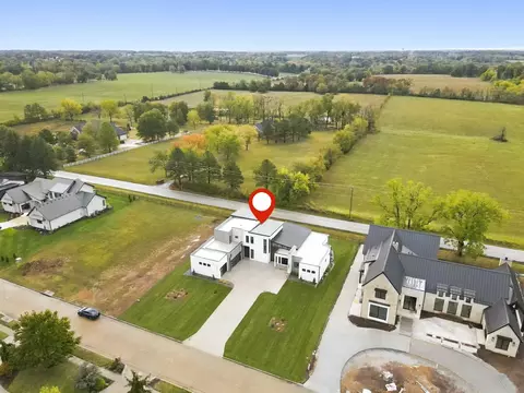 View/Area - 4010 E Dunrobin Dr, Springfield, MO 65809 photo 4 of 8