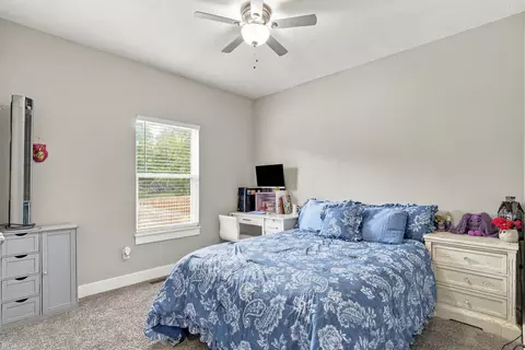 Bedroom - 1406 E Command Ct, Nixa, MO 65714 photo 4 of 9