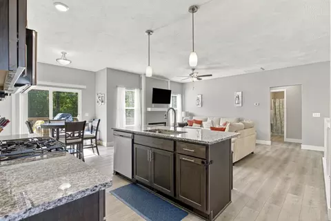 Kitchen - 1406 E Command Ct, Nixa, MO 65714 photo 4 of 8