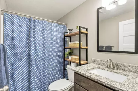 Bath - 1406 E Command Ct, Nixa, MO 65714 photo 5 of 5