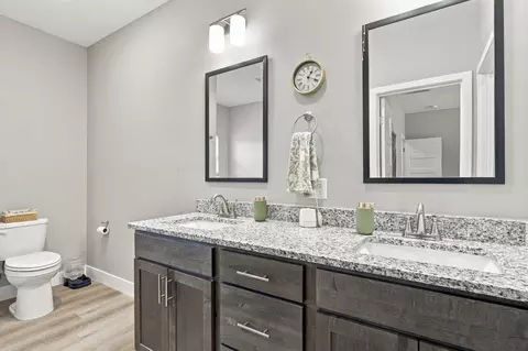 Bath - 1406 E Command Ct, Nixa, MO 65714 photo 1 of 5