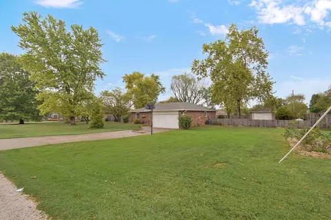 Exterior - 159 Rogers Dr, Sparta, MO 65753 photo 2 of 18