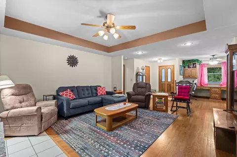 Living - 1102 Highland Dr, Aurora, MO 65605 photo 1 of 2