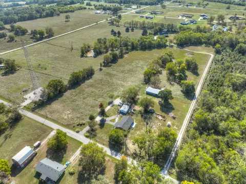View/Area - 2256 E 15th St, Carthage, MO 64836 photo 4 of 8