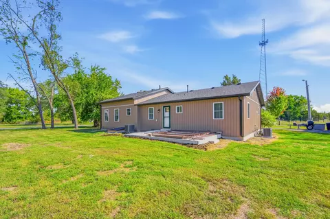 Other - 2256 E 15th St, Carthage, MO 64836 photo 9 of 10