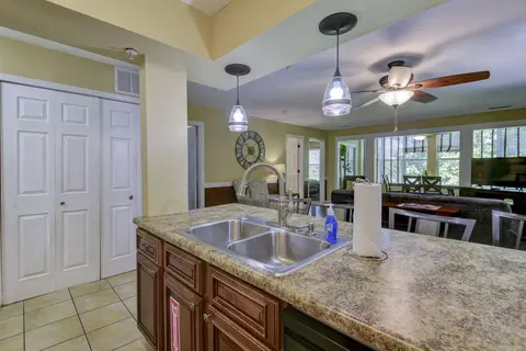 Kitchen - 200 Golfview Dr #C7, Branson, MO 65616 photo 3 of 5