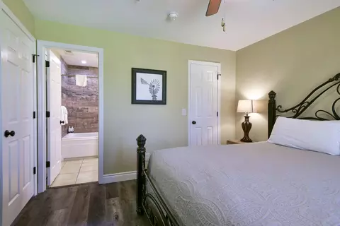 Bedroom - 200 Golfview Dr #C7, Branson, MO 65616 photo 5 of 6