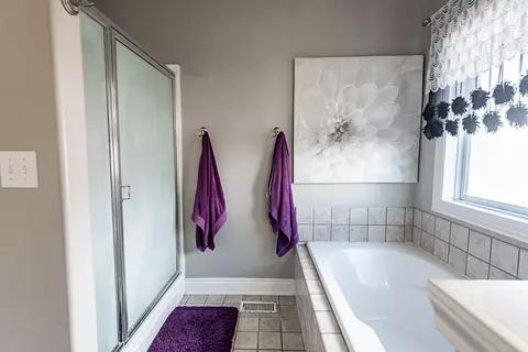 Bath - 4406 N 8th St, Ozark, MO 65721 photo 4 of 5