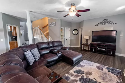 Living - 4406 N 8th St, Ozark, MO 65721 photo 1 of 2