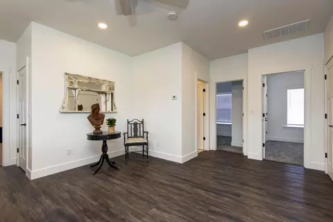 Entry Way - 2946 W Olive St, Springfield, MO 65802 photo 2 of 2