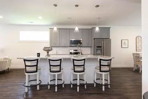 Kitchen - 2946 W Olive St, Springfield, MO 65802 photo 4 of 4