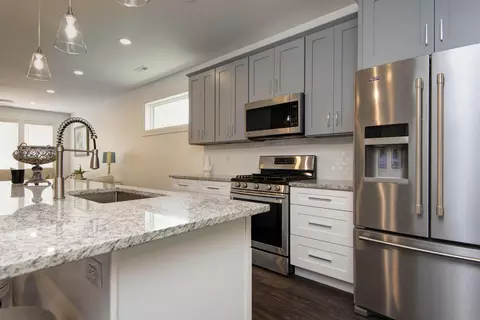 Kitchen - 2946 W Olive St, Springfield, MO 65802 photo 1 of 4