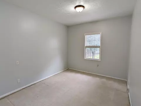 Bedroom - 802 E Current Dr, Ozark, MO 65721 photo 3 of 9