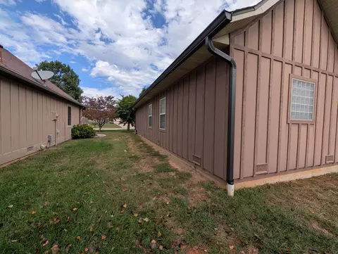 Exterior - 802 E Current Dr, Ozark, MO 65721 photo 6 of 7