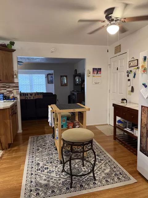 Kitchen - 1054 County Road 6160, Dora, MO 65637 photo 2 of 2