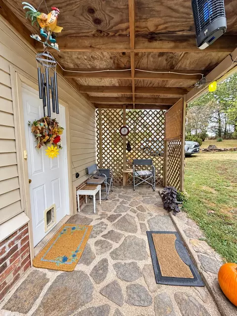 Exterior - 1054 County Road 6160, Dora, MO 65637 photo 5 of 14