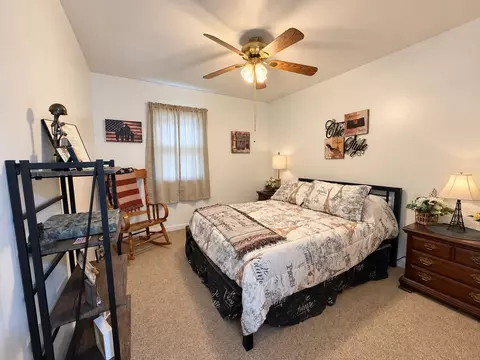 Bedroom - 1054 County Road 6160, Dora, MO 65637 photo 4 of 4