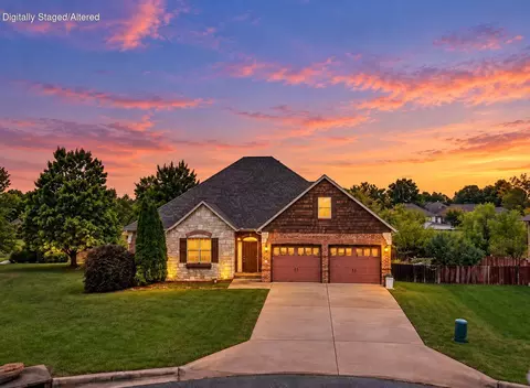 Exterior - 5611 N 10th Ave, Ozark, MO 65721 photo 1 of 8