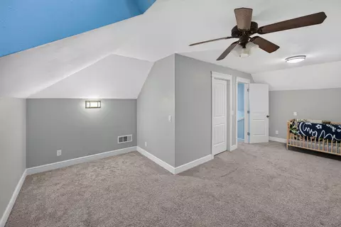 Bedroom - 5611 N 10th Ave, Ozark, MO 65721 photo 5 of 7