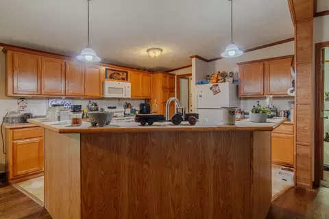 Kitchen - 3389 S 198th Rd, Goodson, MO 65663 photo 2 of 4