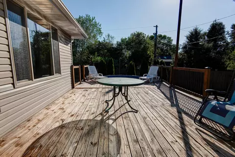 Exterior - 410 Spruce Ave, Nixa, MO 65714 photo 3 of 9