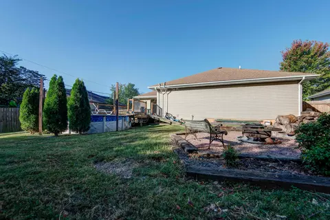 Exterior - 410 Spruce Ave, Nixa, MO 65714 photo 8 of 9