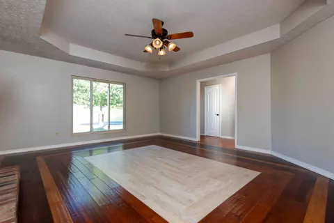 Living - 410 Spruce Ave, Nixa, MO 65714 photo 5 of 7