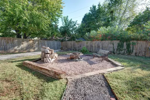 Exterior - 410 Spruce Ave, Nixa, MO 65714 photo 6 of 9