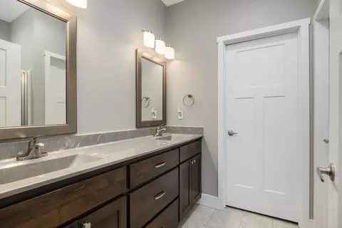 Bath - 1910 E Whetstone Dr, Ozark, MO 65721 photo 1 of 7