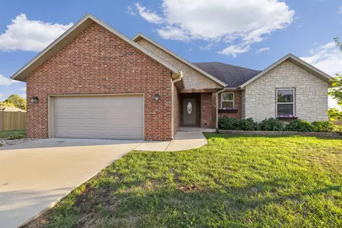 Exterior - 1910 E Whetstone Dr, Ozark, MO 65721 photo 8 of 10
