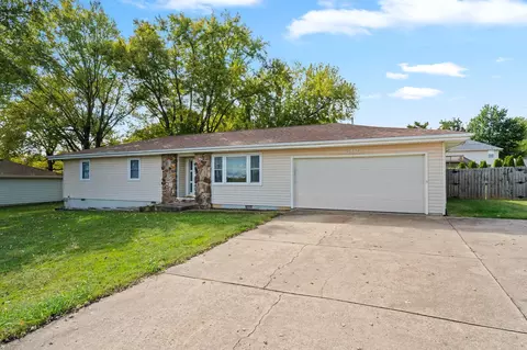 Exterior - 805 N 12th St, Ozark, MO 65721 photo 2 of 11