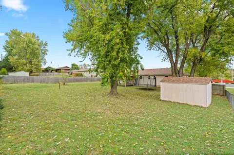 Exterior - 805 N 12th St, Ozark, MO 65721 photo 9 of 11