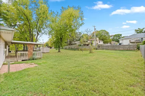 Exterior - 805 N 12th St, Ozark, MO 65721 photo 6 of 11