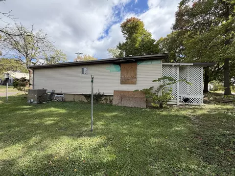 Exterior - 202 N Marr St, Mountain View, MO 65548 photo 5 of 9