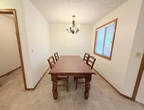 Dining - 4210 S Mentor Ave, Springfield, MO 65804 photo 1 of 2