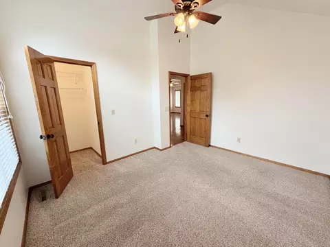 Bedroom - 4210 S Mentor Ave, Springfield, MO 65804 photo 3 of 5