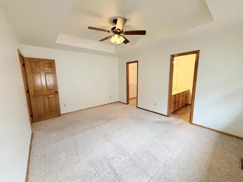 Bedroom - 4210 S Mentor Ave, Springfield, MO 65804 photo 2 of 5