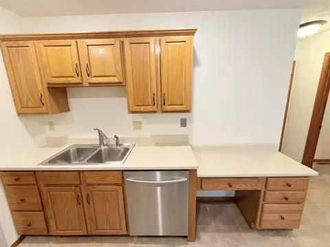 Kitchen - 4210 S Mentor Ave, Springfield, MO 65804 photo 2 of 2