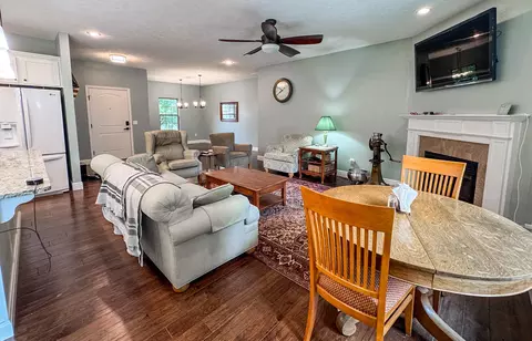 Living - 5618 E Pearson Pkwy, Strafford, MO 65757 photo 4 of 7