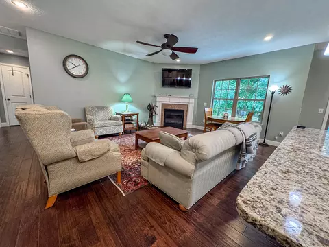 Living - 5618 E Pearson Pkwy, Strafford, MO 65757 photo 3 of 7