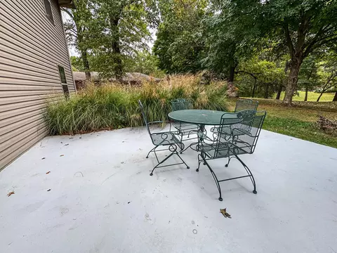 Exterior - 5618 E Pearson Pkwy, Strafford, MO 65757 photo 11 of 16
