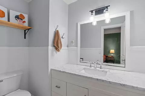 Bath - 514 S Belcrest Ave, Springfield, MO 65802 photo 2 of 2