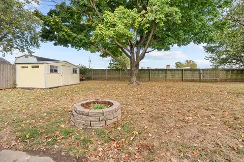 Exterior - 514 S Belcrest Ave, Springfield, MO 65802 photo 4 of 8