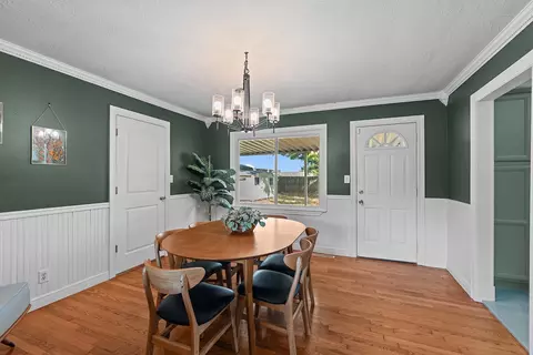 Dining - 514 S Belcrest Ave, Springfield, MO 65802 photo 2 of 2