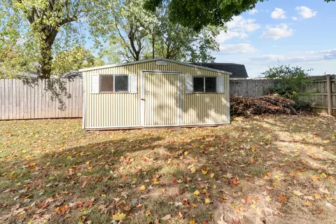 Exterior - 514 S Belcrest Ave, Springfield, MO 65802 photo 7 of 8